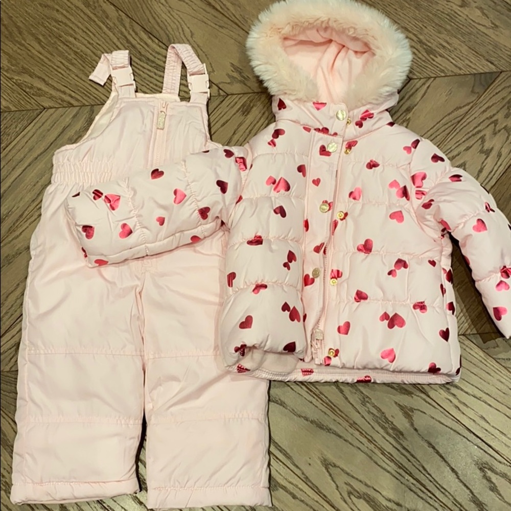 Carters pink snow outfit💞